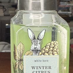NEW- White Barn Winter Citrus Wreath Foaming Hand Soap