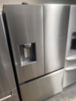 Samsung French Door Fridge – Stainless, Ice/Water Dispenser