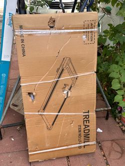 Folding Treadmill in Box