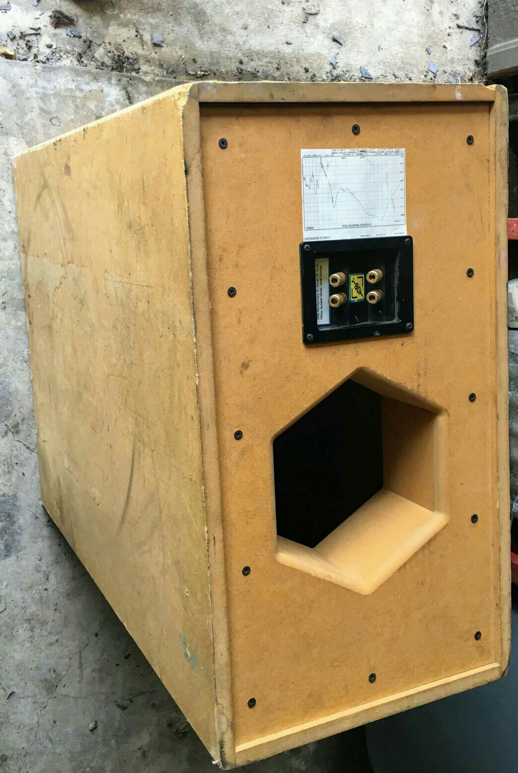 Toby Ranger Bandpass Speaker Box W/ dual speakers