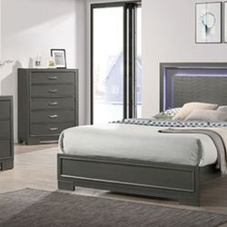 Brand New Grey 4pc Queen Bedroom Set (Available In California & Eastern King)