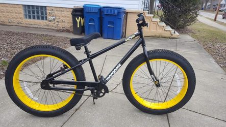 MONGOOSE BRUTUS FAT TIRE BIKE for Sale in Painesville OH OfferUp