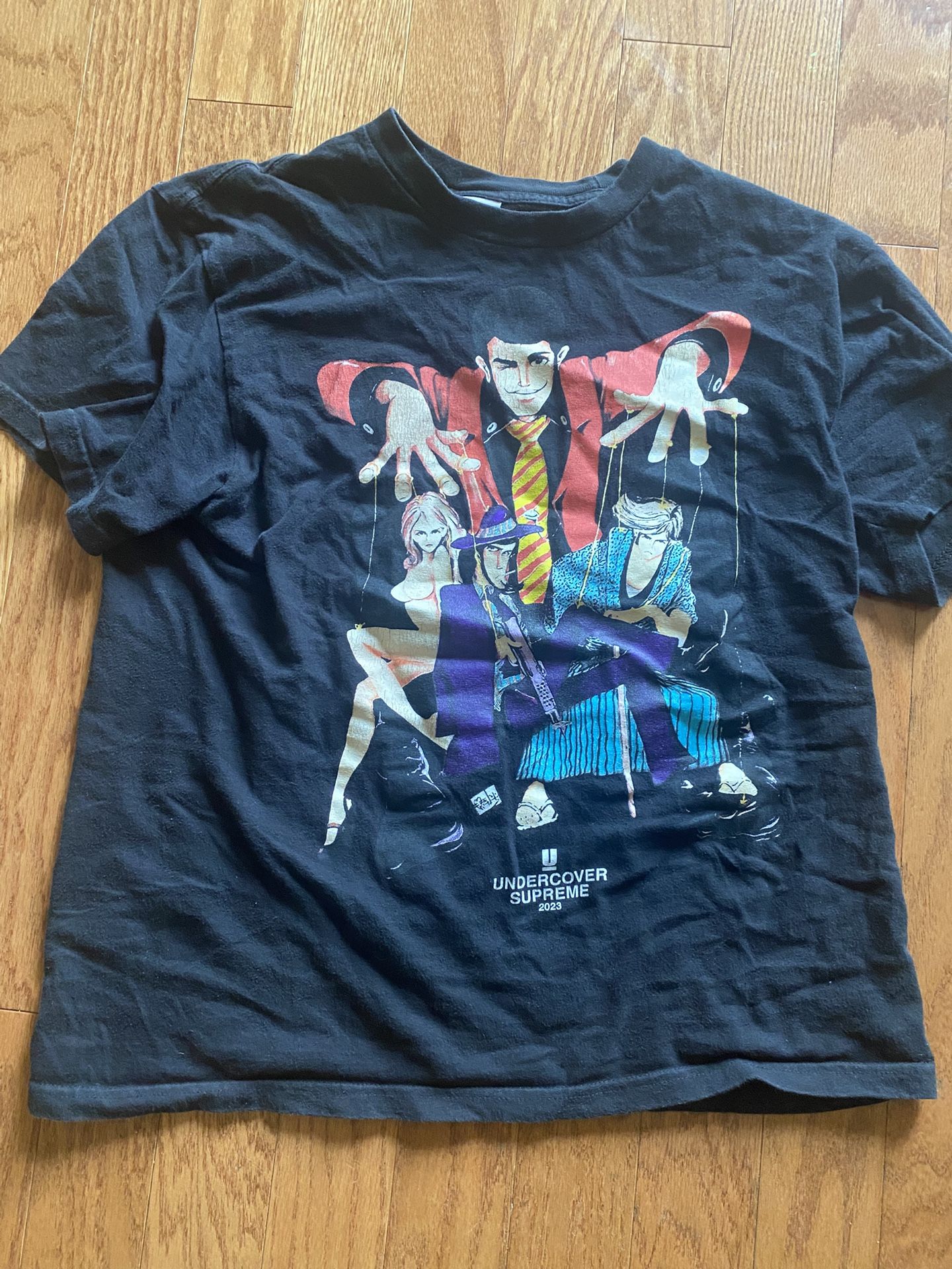 Supreme tee