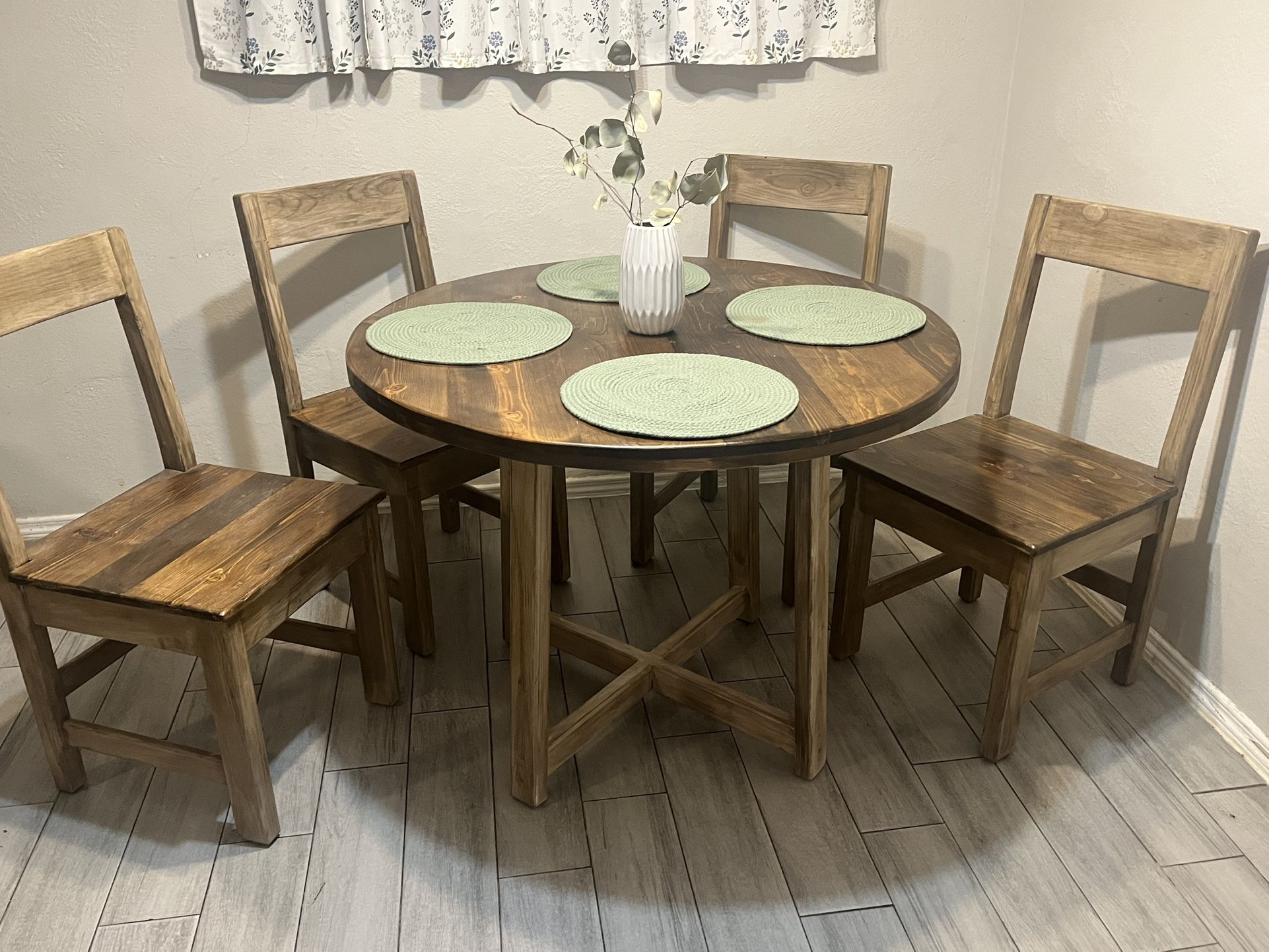 Dinning Table Set / Comedor