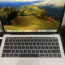 MacBook Air With Latest Os,great Condition 