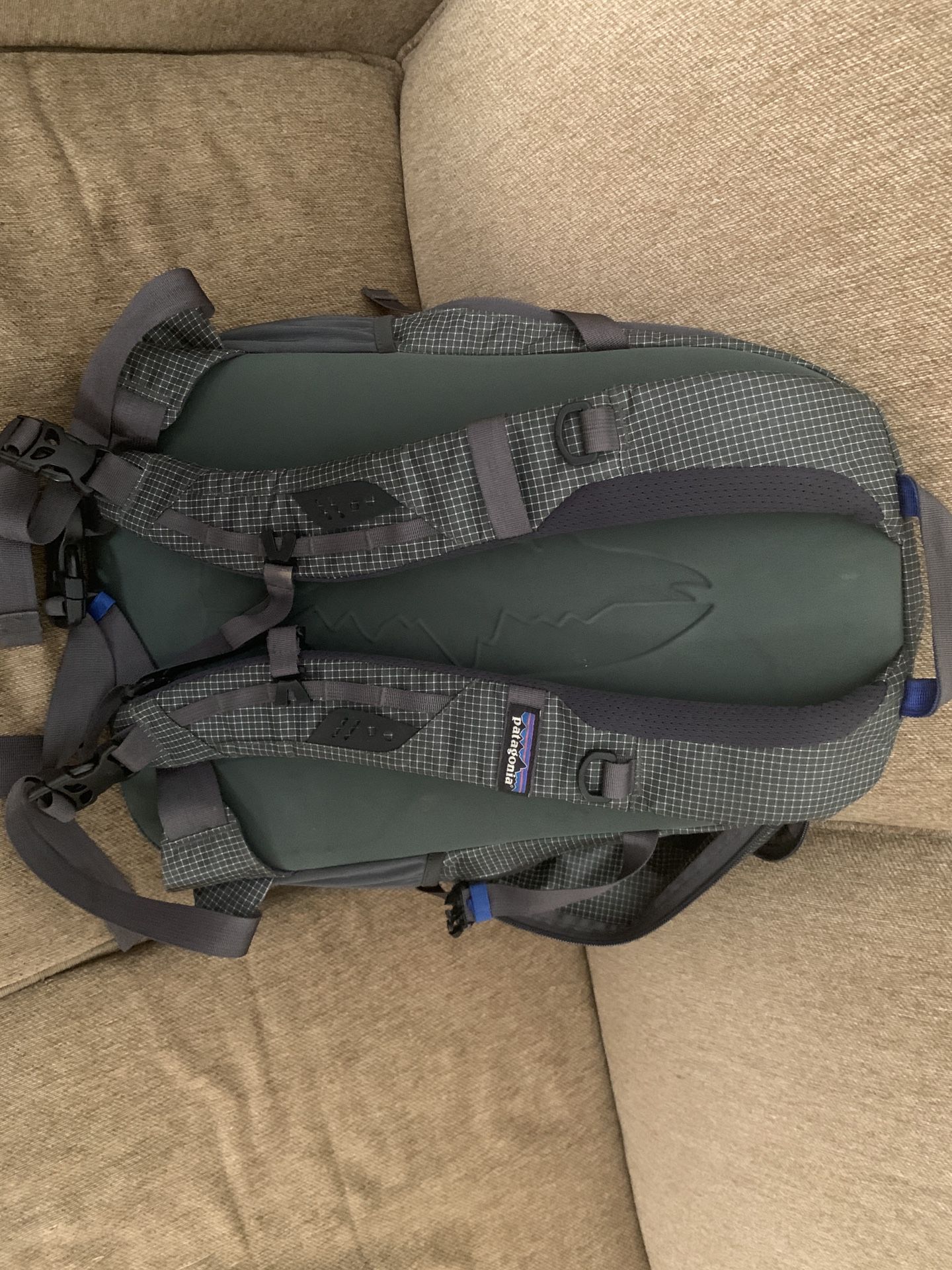 Patagonia Fly Fishing Backpack Vest Combo for Sale in Camas, WA - OfferUp