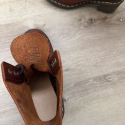 Dr. Marten women’s