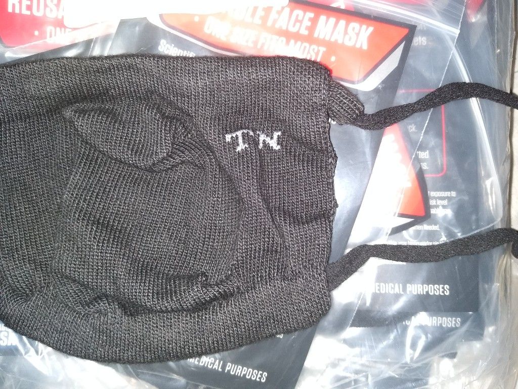 A bag of 24 individually layerd w/TN design Black