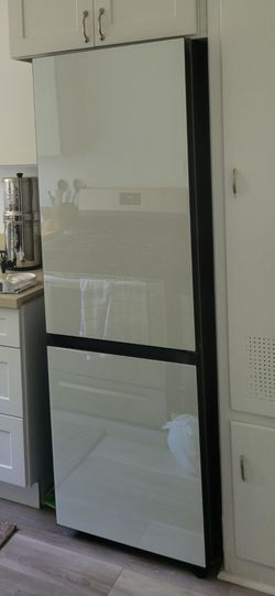 Fridge - Samsung Bespoke 12-cu ft  (White Glass)