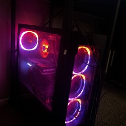Gaming Pc And Monitor And Key Board And Mouse 