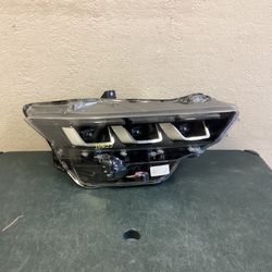 2024 2025 FORD MUSTANG RIGHT SIDE HEADLIGHT