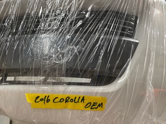2016 Toyota Corolla OEM original bumper with grille
