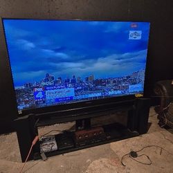 Mitsubishi 75 Inch Big Screen TV