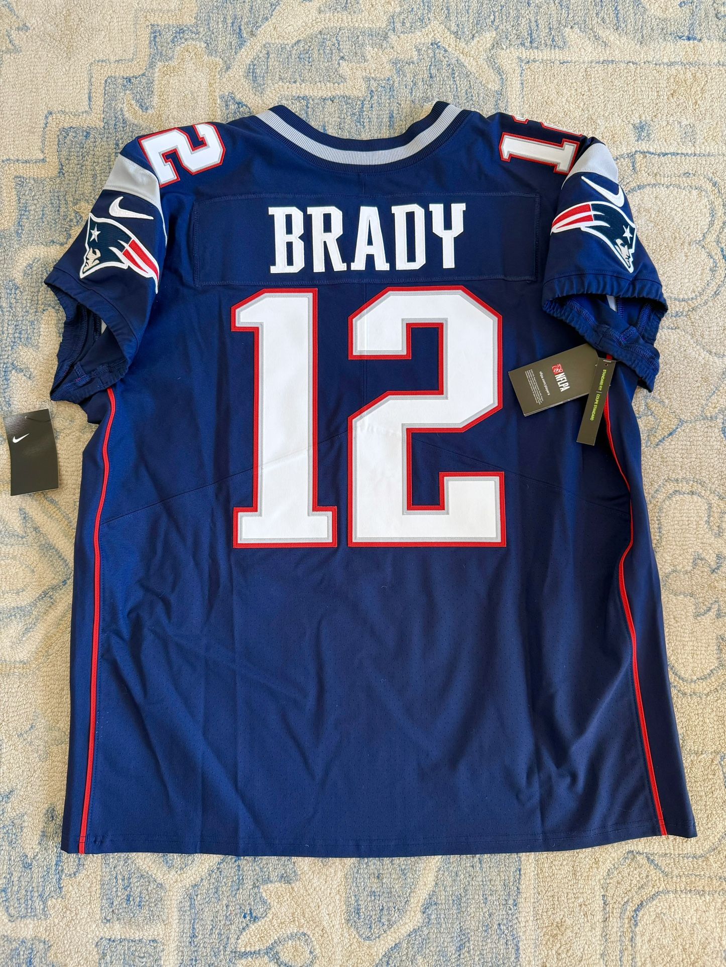 Tom Brady New W/ Tags- Nike Authentic On Field Patriots Jersey Size 52 (XL)- $600/BO