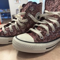 Brand New Converse (Size 6 Women)