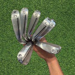 Brand new 2025 Taylor Made  P790 Irons