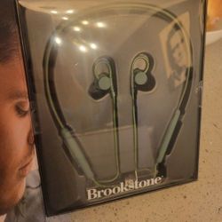 New Brookstone FLEXvibe Wireless neck band Earbuds
