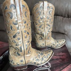 Women Boots