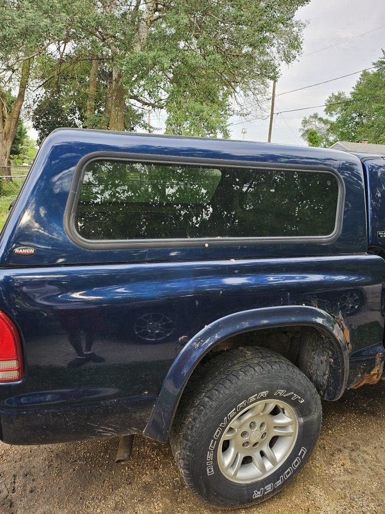 Camper Shell Dodge Dakota BLUE