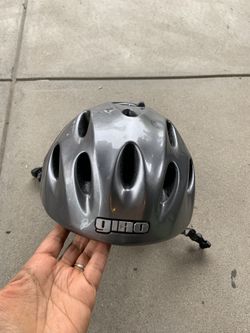 Gro snowboarding helmet almost new. Kids size