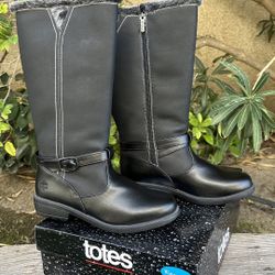 NWT Totes Womens Black Boots Cozy Winter Insulated Waterproof High Snow Boots size 10 And 111