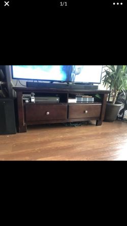 Tv stand