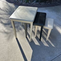 3 Stackable Tables