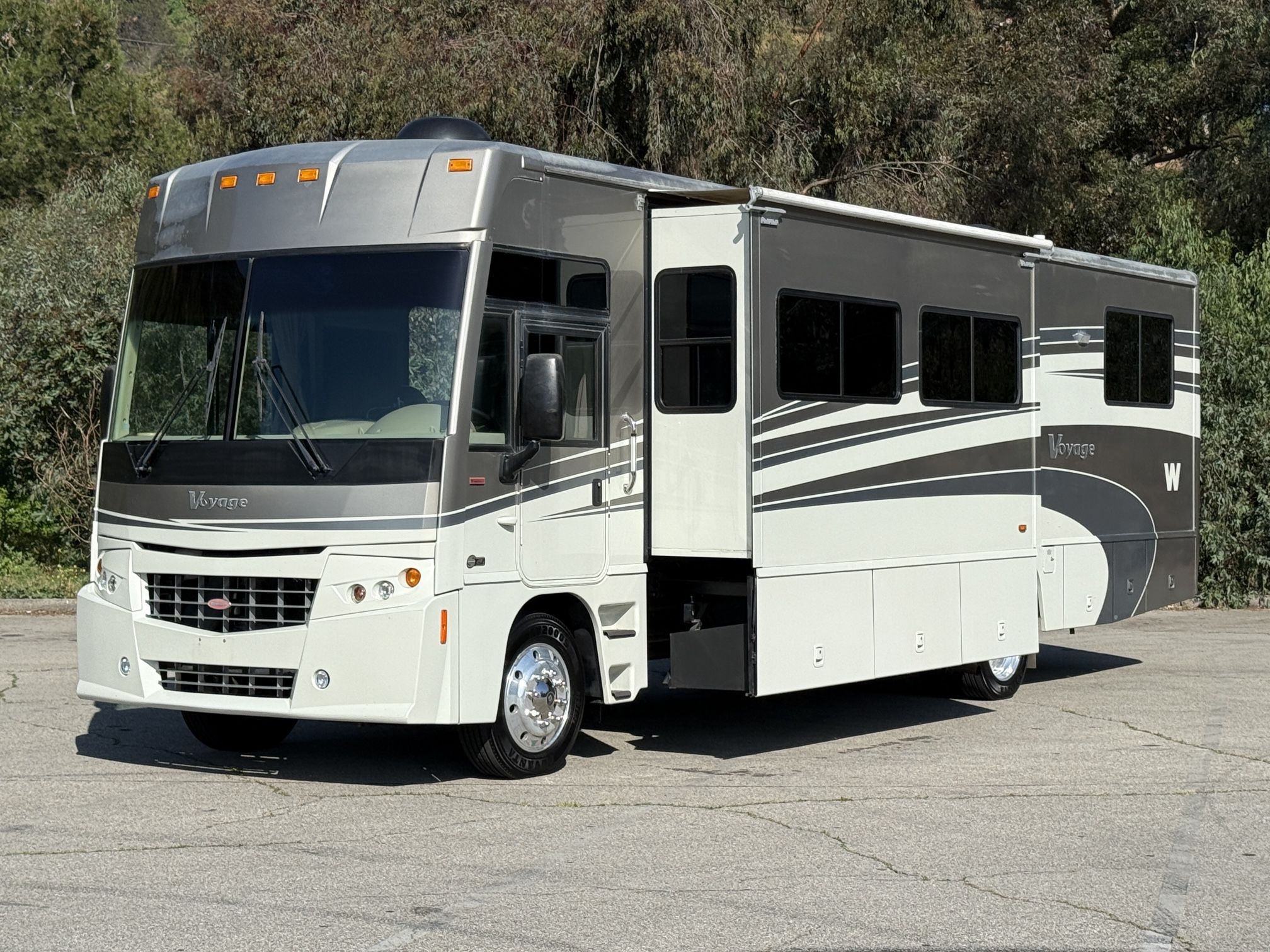 2008 Winnebago Voyage 35L Class A Motorhome