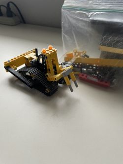 Lego Creator: 2 in 1 Crawler/ Tracked Crane - 9391