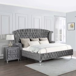King/Queen Grey Bedroom Set