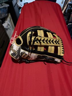 Wilson A2000 outfield glove
