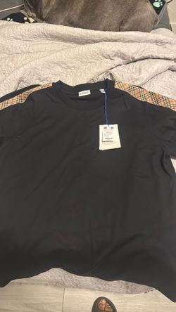 Brand New Mens Burberry T shirt XL