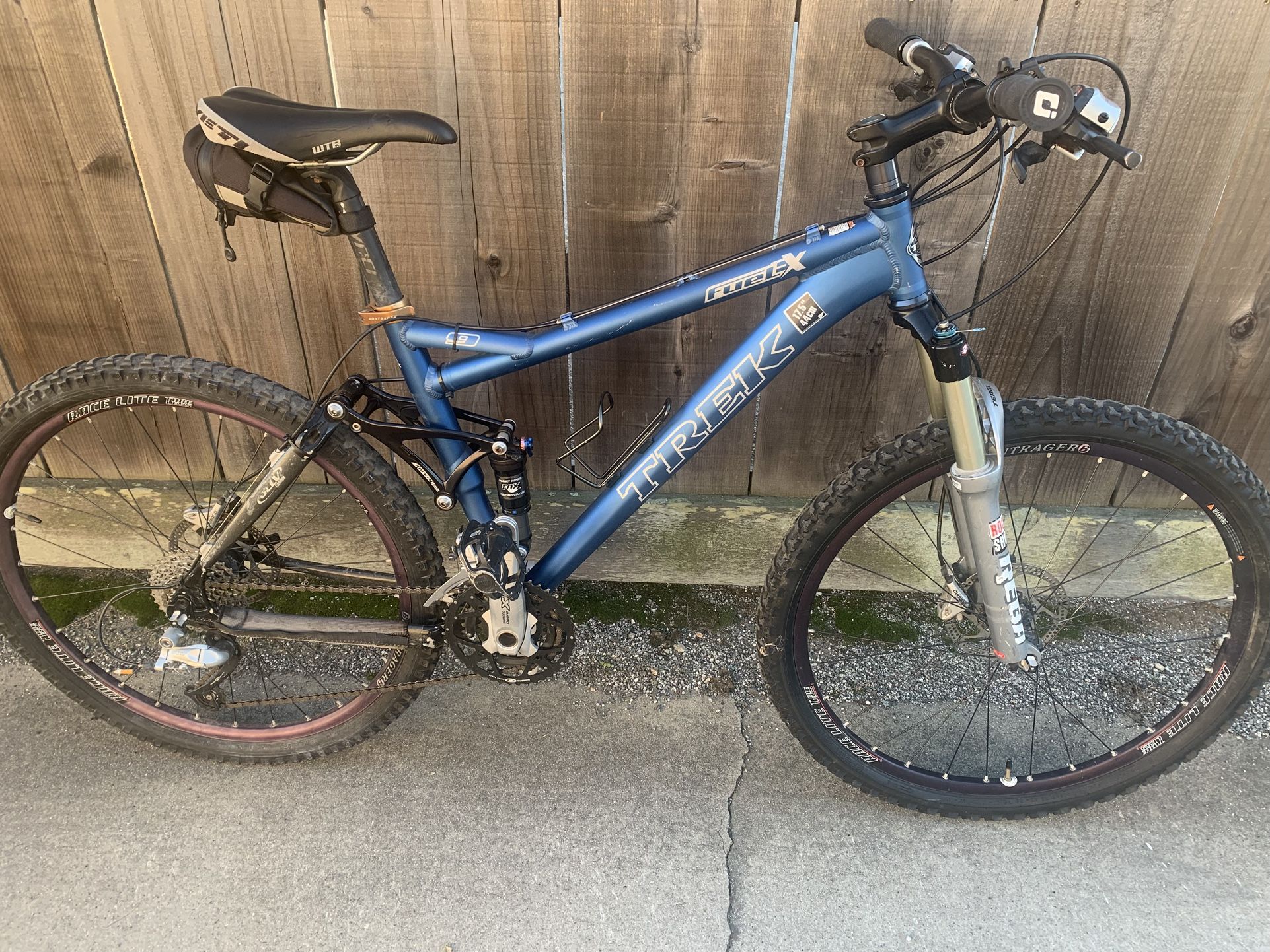 NICE TREK USA FULL SUSPENSION MOUNTAIN BIKE (HYDROLIC BRAKES)