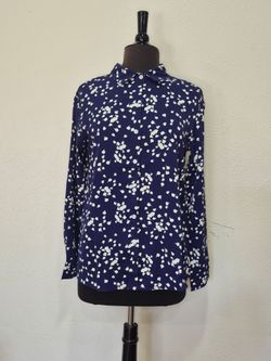 Dokotoo Women’s Medium Navy White Floral Button Up Blouse Long Sleeve