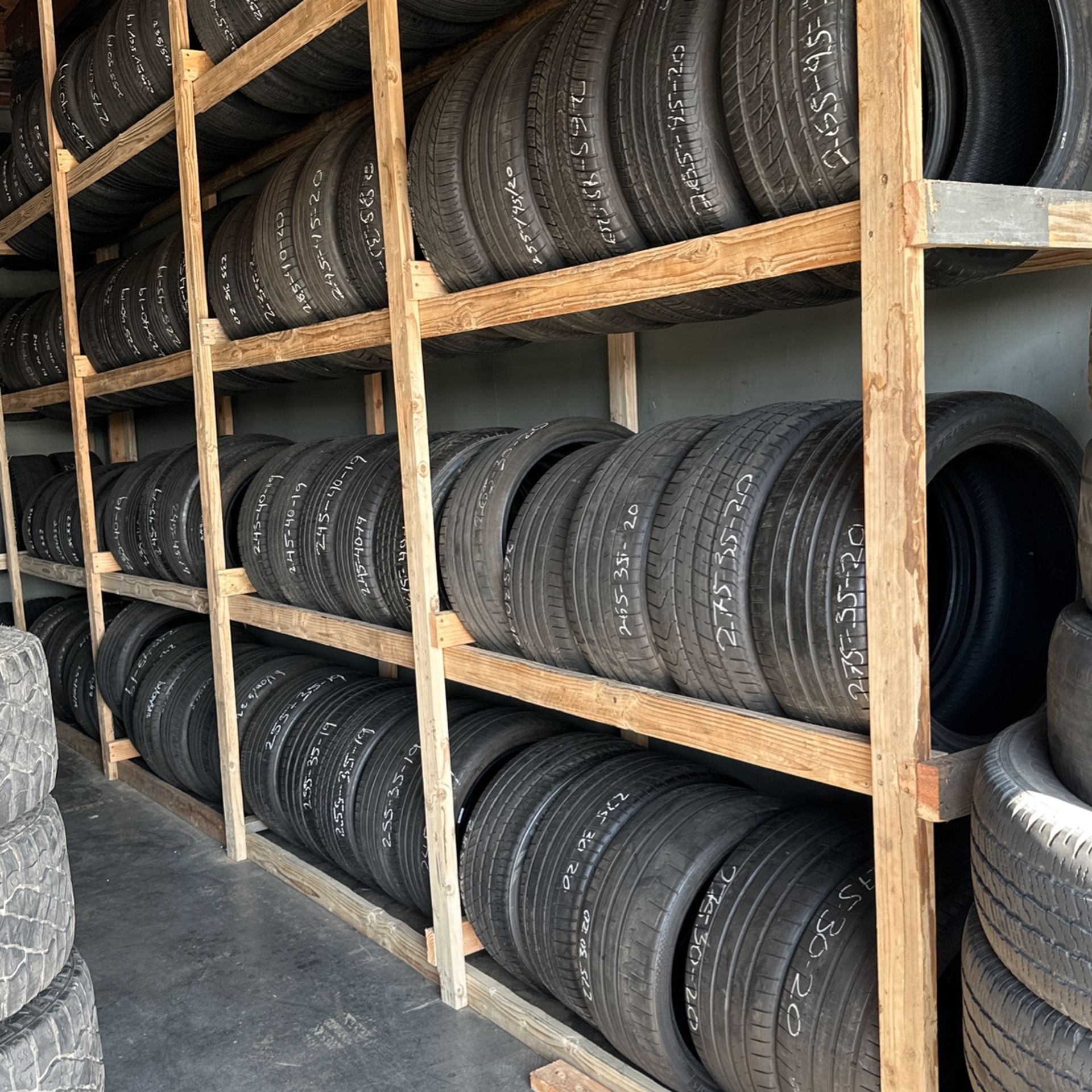 Used Tires/ Llantas Usadas