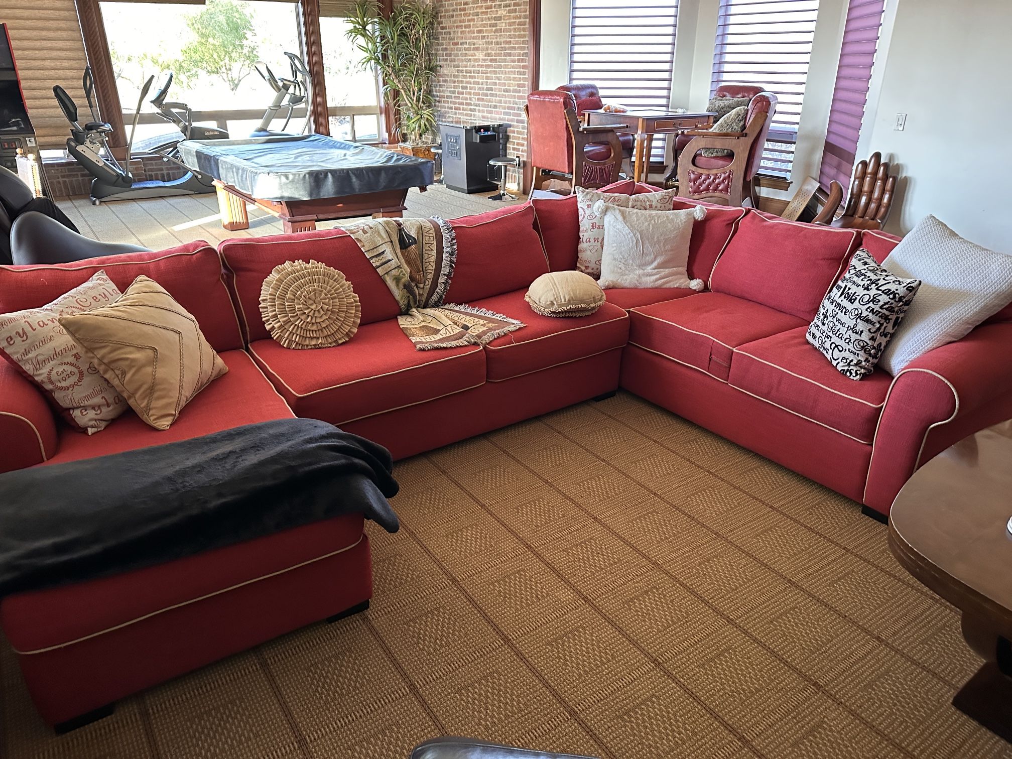 Like NEW Custom Couch from Model Homes