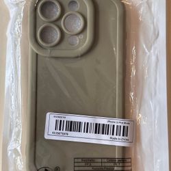 iP 15 Pro Case Khaki Silicone