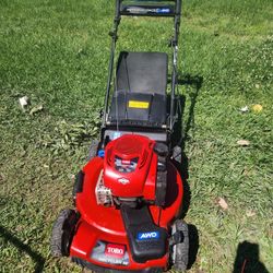 Toro 22" Self-propelled Lawn Mower 