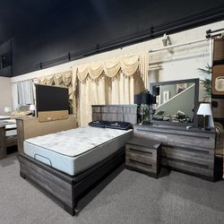 4 Pc Queen Bedroom Set 