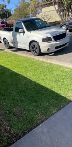 2000 ford lightning