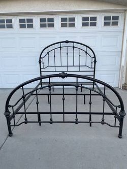 Heavy Duty Queen Size Bed Frame