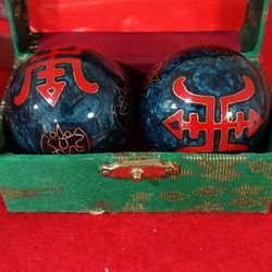 Chinese Exercise Baoding  Iron Ball-Ming Dynasty (1(contact info removed))traditional Craftsmen Art.