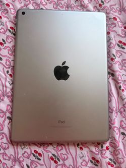 Apple iPad Space Gray