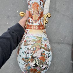 $100 OBO Oriental Glass Vase
