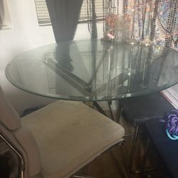Beautiful Glass Dining Table With 4 Chairs