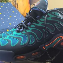 Nike Air Max Plus Drift (Midnight Navy And Total Orange)