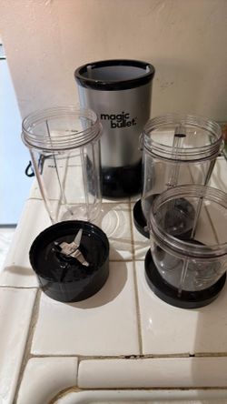 Magic bullet - Cups And Container Included