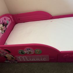 Toddler Girl Bed 
