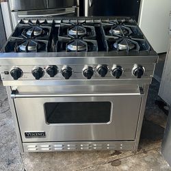 viking 36 professional Sealed Burner Self-Cleaning Gas Range - VGSC367