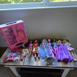 Dolls and Accessories 